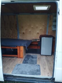 Obytná dodávka, Peugeot boxer 2.5 TD - 8