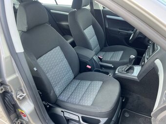 Škoda Octavia, 1,6 TDI 77 kW, KLIMA, TOP STAV - 8