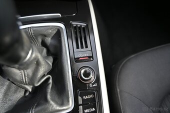 Audi A4 2.0TDI 105KW Attraction 8/2011 - 8