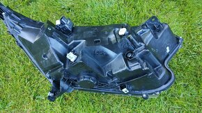 Honda CR-V CRV V 5 generace 2017 - 2022 - Lave svetlo lampa - 8
