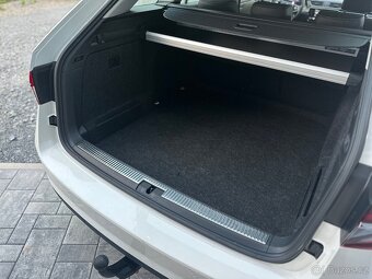 ŠKODA SUPERB 2.0 TDI 110 KW TAŽNÉ COCKPIT TAŽNÉ CANTON m2021 - 8