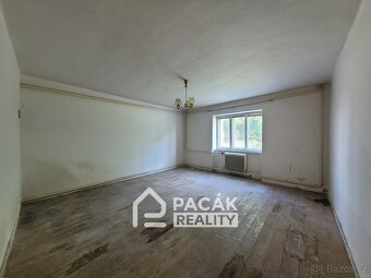 Prodej rodinného domu s průjezdem a zahradou o výměře 434m2  - 8