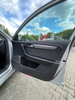 Volkswagen Passat 2.0 TDI - 8