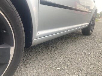 VW Golf 1.6 16V - 8