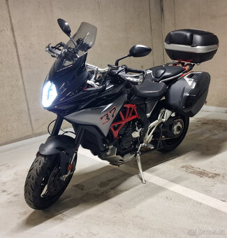 MV Agusta Turismo Veloce 800 - 8