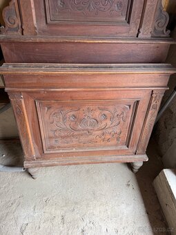 Starožitný nábytek - 8