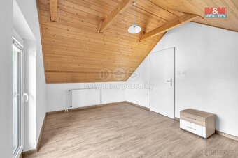 Prodej rodinného domu, 1617 m², Červená Voda - 8