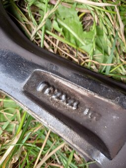 Alu kola R17 - 8