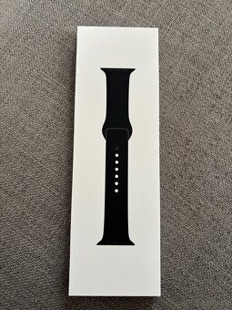 Prodám Apple Watch Series 10 - 8