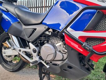Honda XL 1000 V Varadero Travel - 8