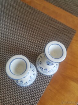 2 ručně malované porcelánové svícny - 8