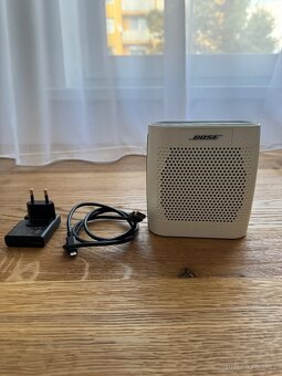 Bose Colour Soundlink - 8