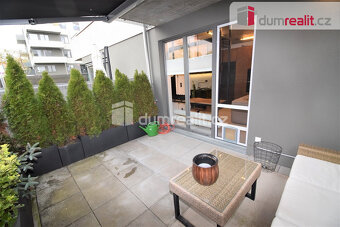 Pronájem exklusivního 1+kk, 47m² vč. zahrádky, rezidence Had - 8