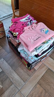 Mix oblečení po vnoučatech - 8