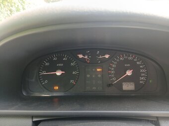 Renault laguna 2 - 8