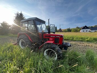 Traktor Zetor - 8