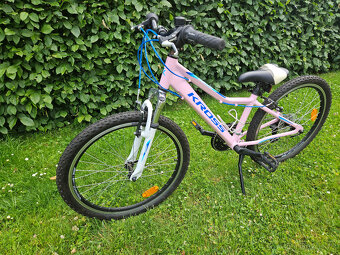 Růžové 24" horské hliníkové kolo KROSS, rám 13" od 120 cm - 8