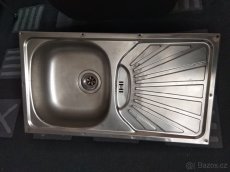 Nerezový dřez 78 x 43,5. - 8