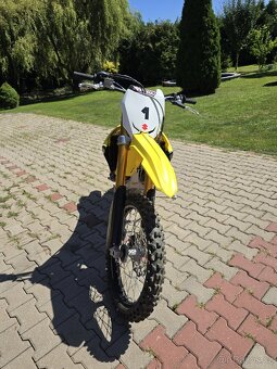 suzuki rmz 450, r. 2023 - 8