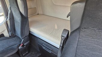 MERCEDES-BENZ ACTROS 1845 - 8