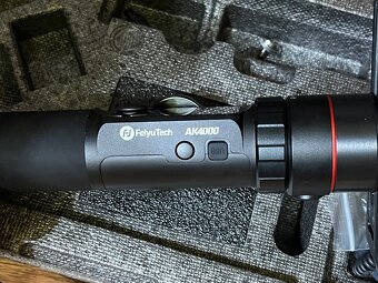 Feiyu Tech AK4000 - 8