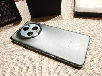 Honor Magic5 pro - 8