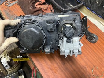 Díly BMW e46 e61 - 8