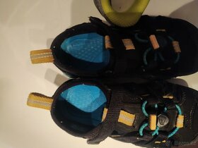 Sandále Keen 27/28 a trekové boty 27 obojí jako nové - 8