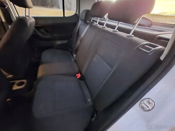 Škoda Fabia 2 facelift,1.2htp,44kw,model2011,nová STK. - 8