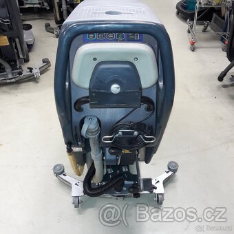 Podlahový mycí stroj Nilfisk BA 531 s vlast.pojezdem - 8