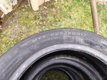 225/50R17 - 8
