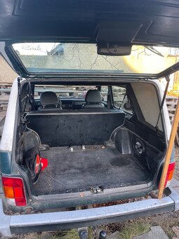 Lada Niva na díly - 8
