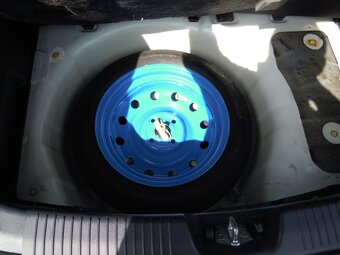 Kia Rio 1.4CRDi 66kw(90hp) r.v.8/2012 - 8