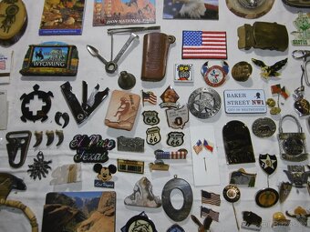 USA odznaky a suvenýry - 8