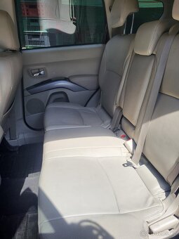 Mitsubishi Outlander 2.0 tdi 4x4 - 8