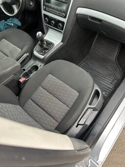 Škoda Octavia 1.6 Mpi - 8