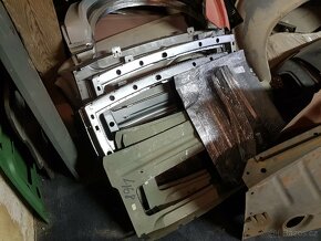 Blatniky/ plechy škoda 105, 120, 130, Rapid - 8