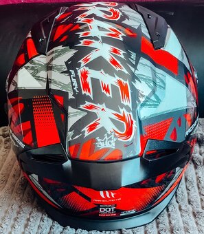 Přilba MT helmets breaker SV - 8