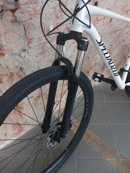 Horské kolo Specialized Rockhopper 29 - 8