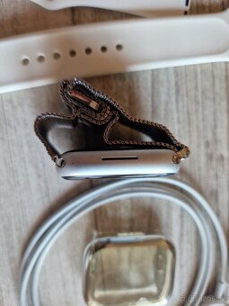 Apple Watch Series 8 (45 mm) - JAKO NOVÉ - 8