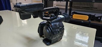 Profesionální kamera Canon EOS C300 Mark I + Tamron 24–70 mm - 8
