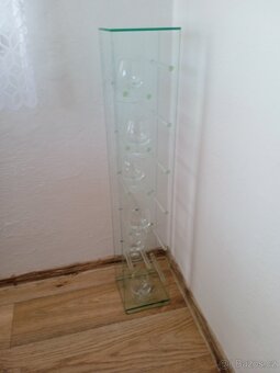 Skleněná vytrínka - 8