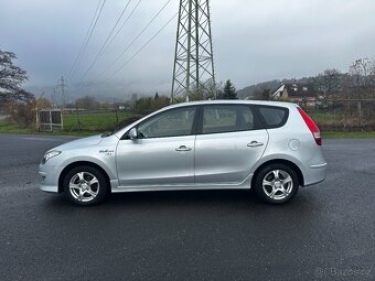 HYUNDAI i30 CW, 1.6 CRDi, r.v. 2011 - 8