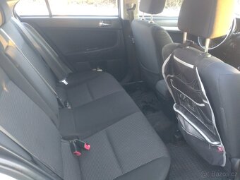 Mitsubishi Lancer 1.5  80 kW  2011 - 8