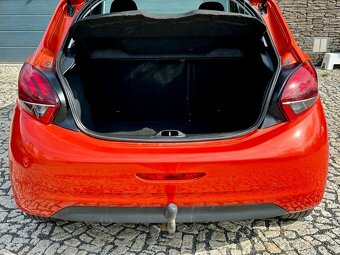 Peugeot 208 1.2 Style Klima Navigace Senzory Tažné - 8