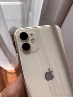iPhone 11, 128 GB - 8