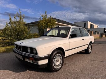BMW E30 320i coupe klima/bez šíbru - 8