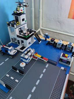 Lego - 8