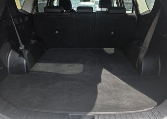 Hyundai Santa Fe 2.2-PREMIUM-4x4-DPH-7 MÍST - 8
