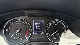 Prodám Škoda Superb III 2.0 tdi DSG combi - 8